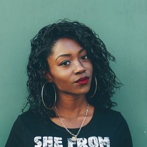 Meet your Posher, Mia